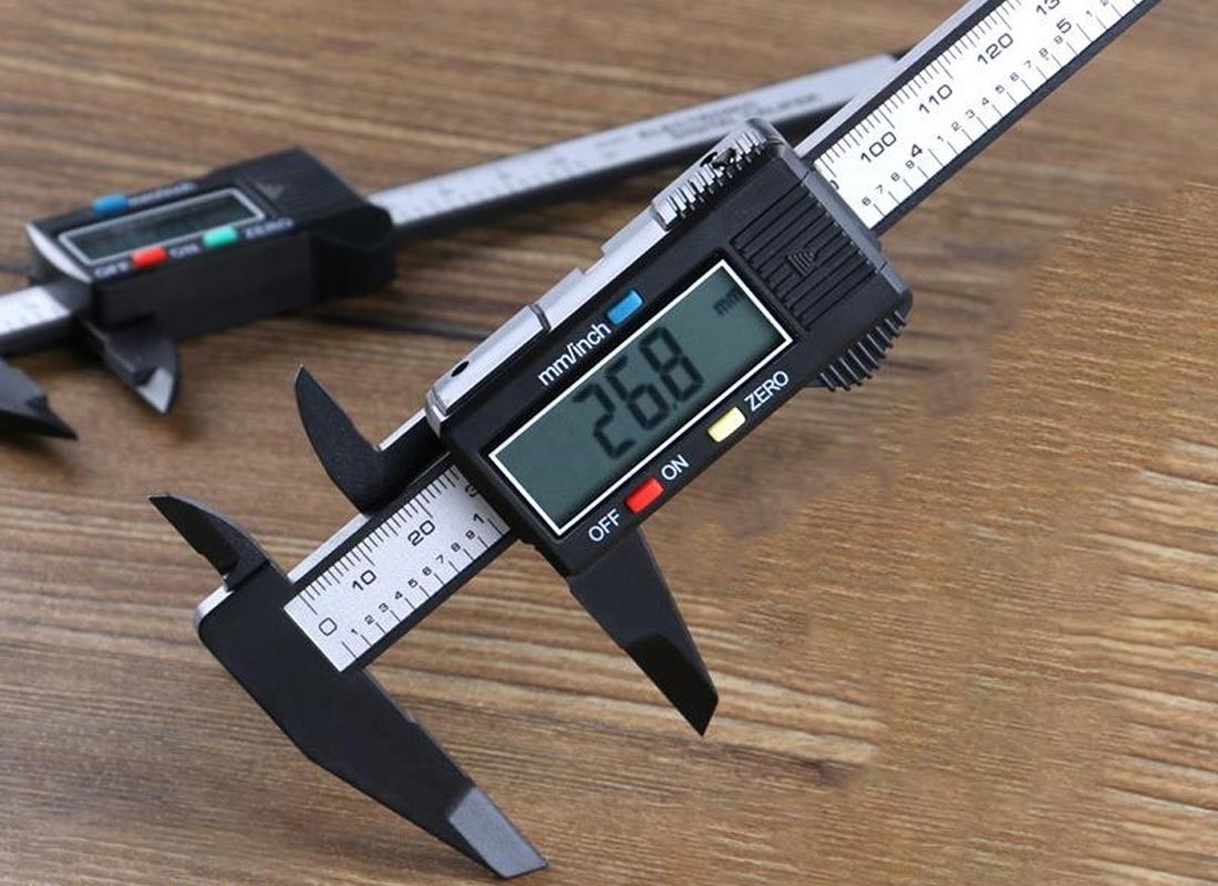 un calibro da 0,1 chilogrammi Digital con lo schermo strumenti di misura automatici Vernier Accurate Instrument del righello della scala di micrometro di 150 millimetri